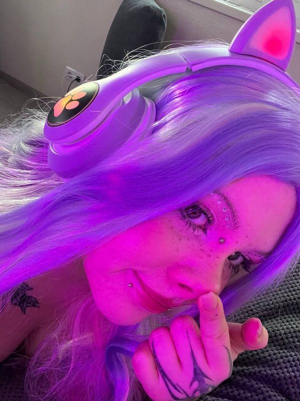 Знакомства в германии через телеграм каналы и чаты