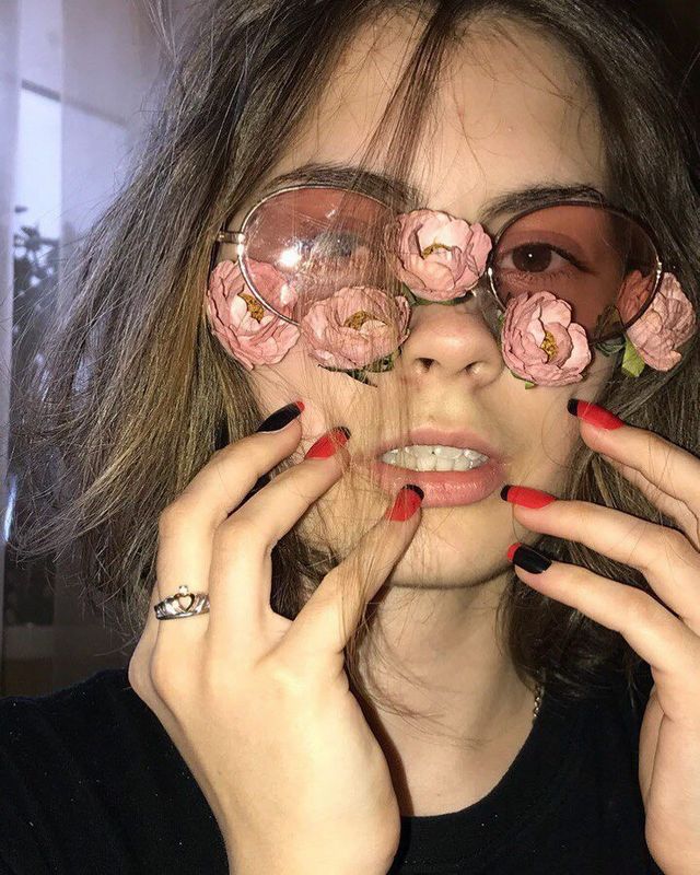 Знакомства в Тамани через телеграм каналы и чаты