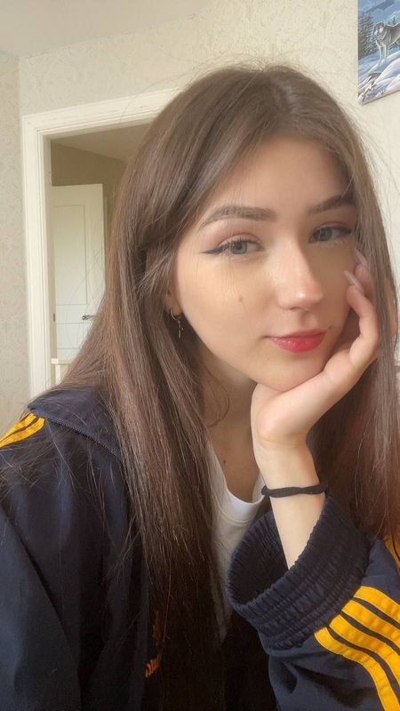 Пошлые знакомства подростков в телеграме риски