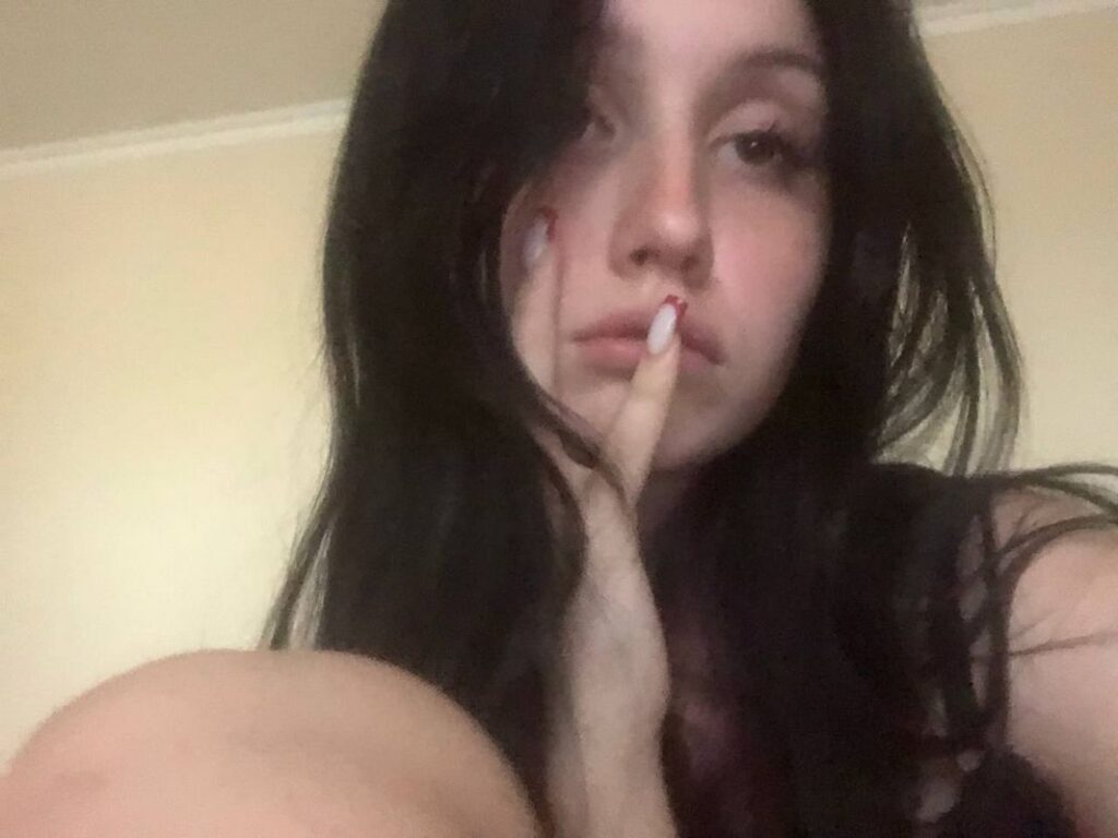 Знакомства 18 плюс в телеграм как найти общение