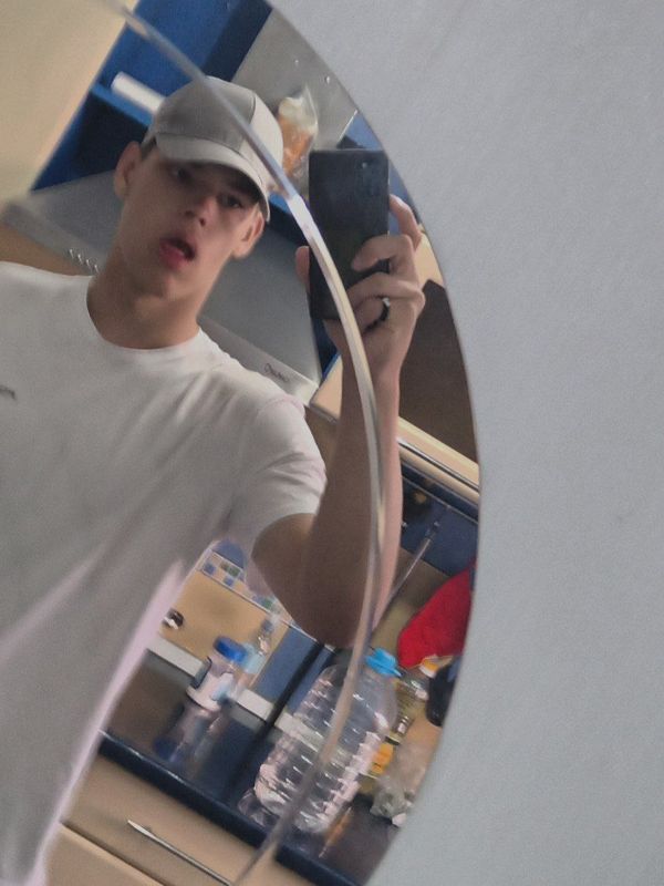 Знакомства владивосток телеграм поиск общения фото