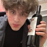 Знакомства в Адлере через Телеграм поиск анкет и общение