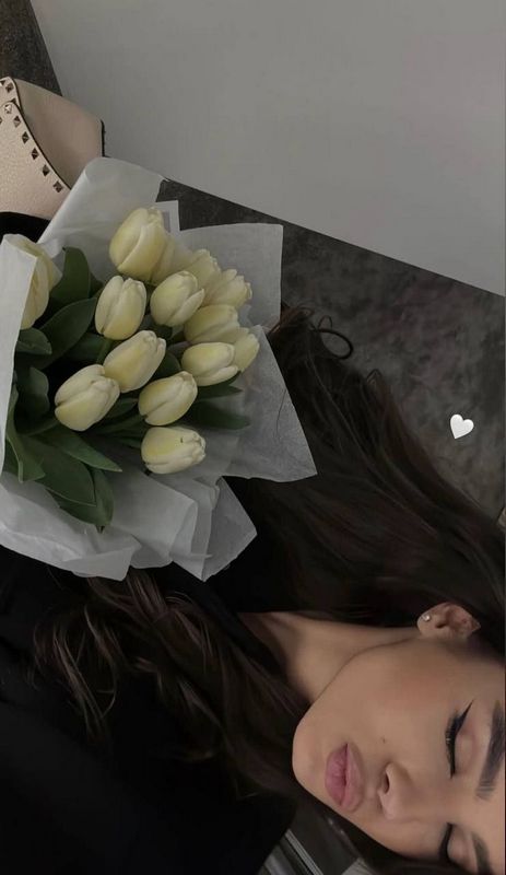 Знакомства с девушками в телеграм канале как это работает фото